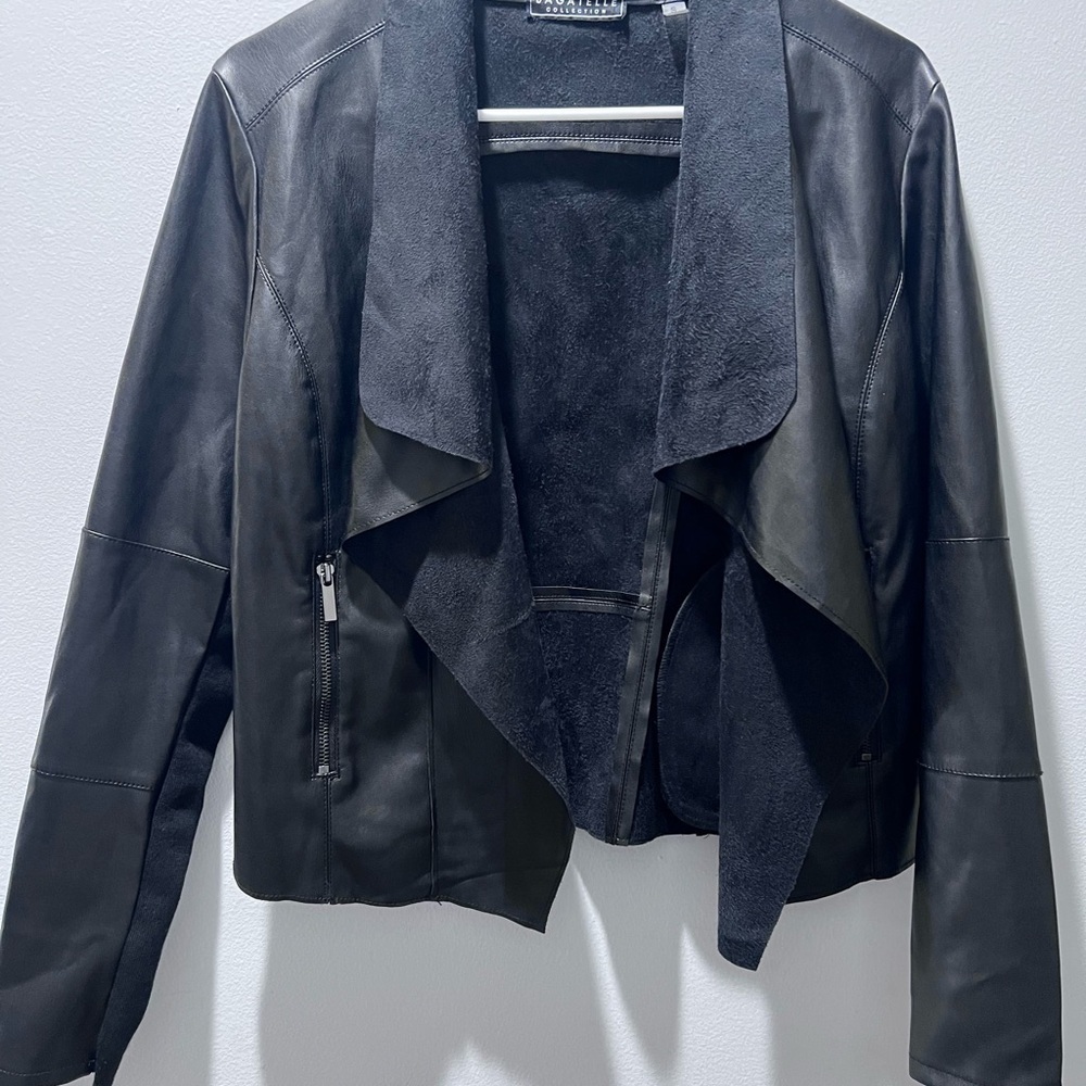 Faux Leather Sophisticated Black Draped Blazer - Picture 3 of 9